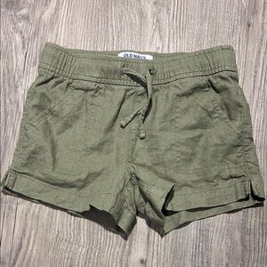 Old Navy Girl’s Olive Cargo Shorts